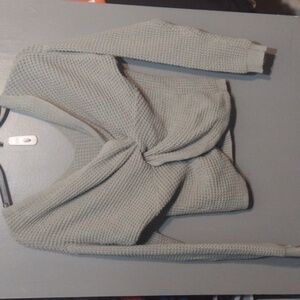 Moon and Madison front knotted sweater size small